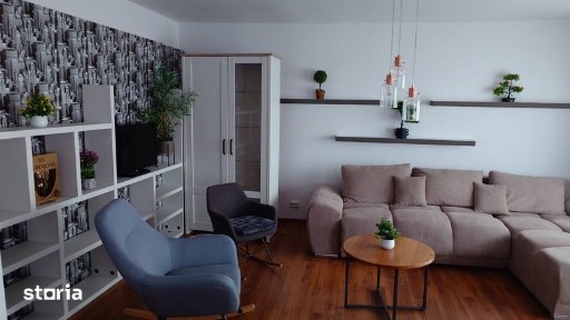Inchiriez apartment 3 camere 2 bai 100mp