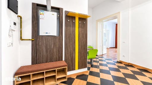 De vânzare/ închiriat Apartament istoric, 2 camere, Central Arad