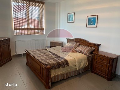 Apartament cu 3 camere de închiriat ultracentral