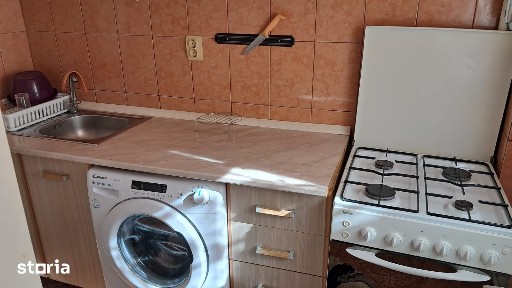 Garsoniera de închiriat zona Socului