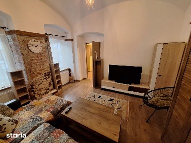 280 euro!Ap.cu 1 camera cu centrala proprie Zona Traian