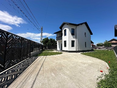 Casă Mărăcineni/ Gaz-Electric/Trifazic-Apa-Canal-Asfalt-Acte pregătite