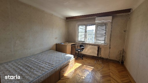 Decomandat, patru camere, două balcoane, 1 Mai-Sara