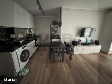 Apartament modern, 2 camere, 2 parcari, zona Eroilor