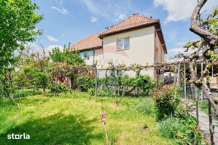 Casă / Vilă cu 6 camere de vânzare în zona Bartolomeu