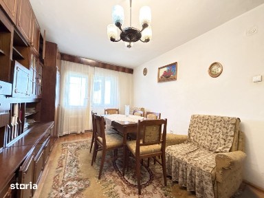 COMISION 0% Apartament cu 3 camere de vanzare, zona Lipovei