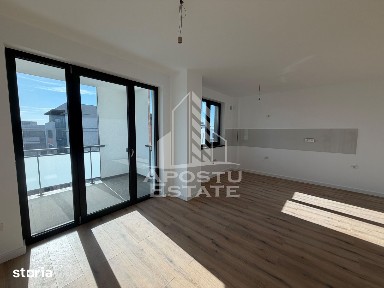 Apartament cu 3 camere de vânzare, Priveliște panoramică,Torontalului