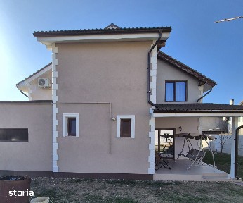 Duplex nou o parte finalizat iar cealaltă parte 70 la sută terminat