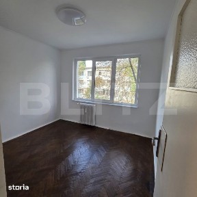 Apartament 3 camere, 60 mp, strada Albatros