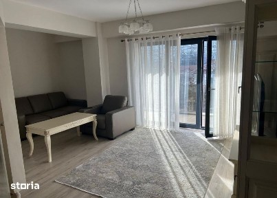 Apartament 3 camere Central, etaj 3, zona Sfanta Vineri