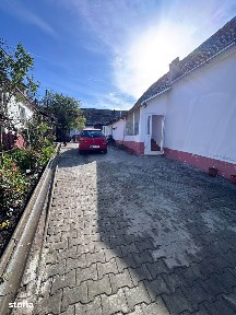 CASĂ DE VÂNZARE ÎN AȚEL