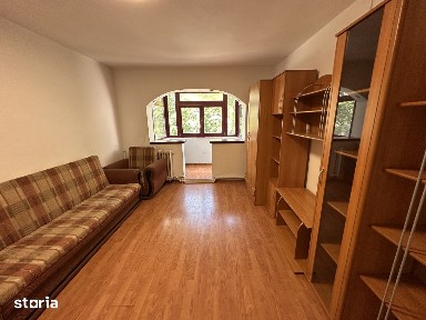 Apartament 2 camere 41 mp, Ale. Nucului 42.500 E NEG.