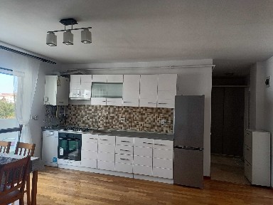 Ap 3 camere, et 2, Doamna Stanca