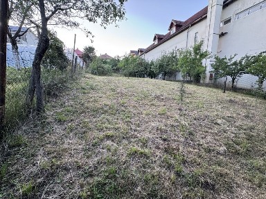 Casă individuală cu teren 880 mp - Dej, str. Mihai Viteazul nr. 31 - 125.000 €