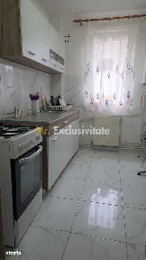 Vand apartament 2 camere zona centrala
