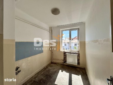 Apartament 2 camere, semidecomandat, Central, Ploiesti