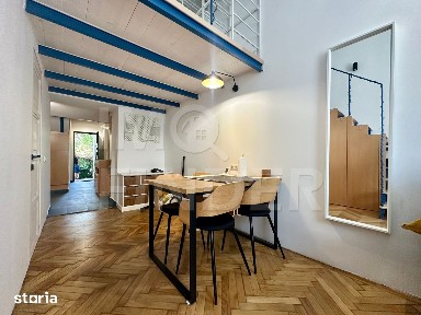 Studio cochet cu zonă de dormit și curte interioară, în centrul Clujul