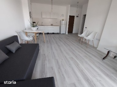 Inchiriere Apartament 2 camere semidecomandat, 45 mp,Eroilor
