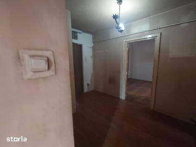 Apartament 3 camere, et. 2, zona Ultracentrala