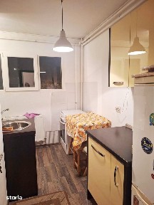 Garsoniera in bloc de apartamente piata Astra
