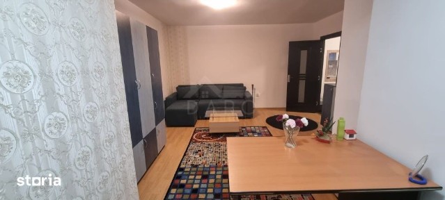 Ofer spre inchiriere apartament cu 2 camere