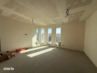 De vanzare Parte de Duplex, zona Piata.
