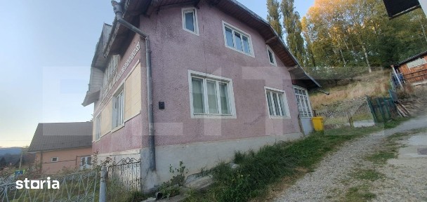 Casa 6 camere, 165 mp, zona Nord-Est