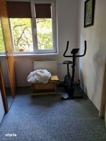 Inchiriez apartament