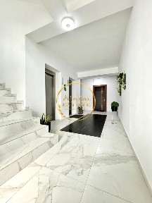 Duplex în Queens Residence, Mamaia Nord, 150 m de plajă 0% COMISION