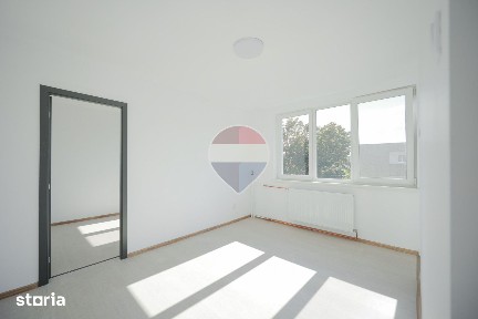 De vânzare apartament cu 2 camere, în Rogerius