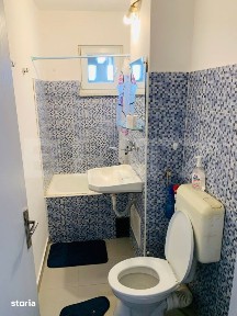 Apartament de vanzare, cu doua camere, 37 mp, zona Dambu Pietros