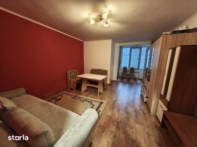 Închiriez garsoniera D 30mp
