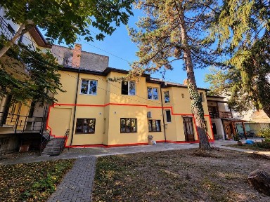 Apartament Str Tudor Vladimirescu, 3 camere, sauna, birou