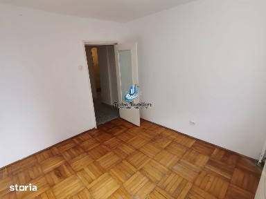 Apartament 2 camere semidecomandat / etaj 1 / Sud / Posta Maratei