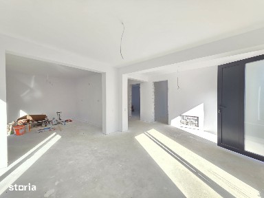 Casa tip duplex cu 4 camere semifinisat, teren 250mp, Rasnov