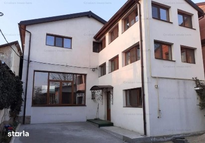 Vila P+1, 4 camere zona Centrala, St - 373 mp