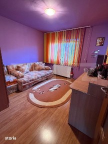 Apartament 2 camere, zona Astra, aproape de magazine, etaj intermediar