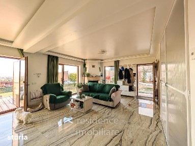 Casa 3 camere cu ciubar si curte, Voronet + Parcare