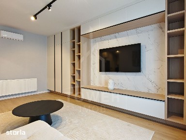 Apartament prima inchiriere cu 3 camere, nou, mobilat lux.