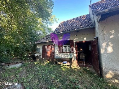 Casa Gusu de vanzare ( 35 km de Sibiu )