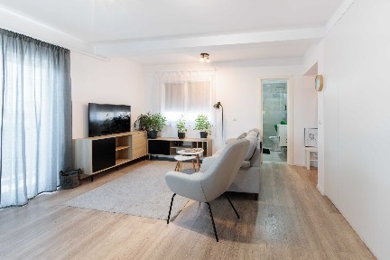 Apartament 46 mp + două terase 14 mp | 2 parcări | Moșnița Nouă