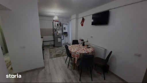 Apartament 4 camera