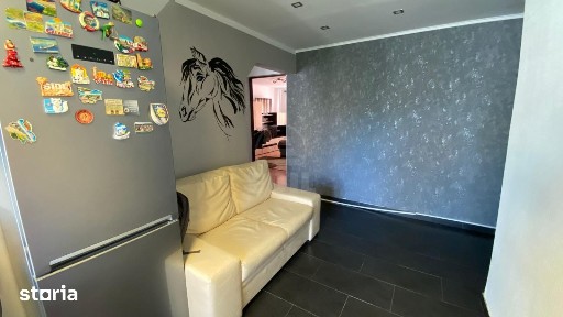 Apartament 2 camere Plopilor bloc de 4 etaje