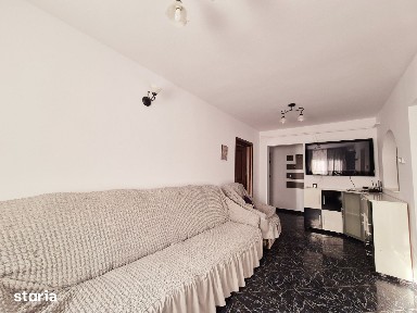 Apartament cu 3 camere, etaj 1, bld. Dacia