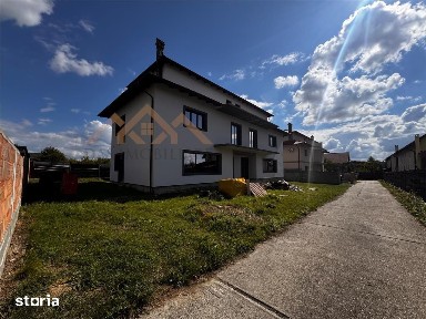 Duplex cu 274 mp curte pe Str. Victoriei - 112 mp utili