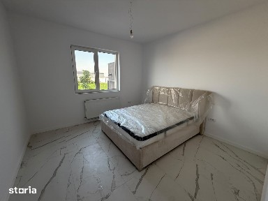 AP. 2 CAMERE- PARCARE, CURTE PROPRIE, CENTRALA, BUCATARIE INCHISA
