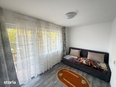 Casa 3 camere de închiriat Malul Mureșului