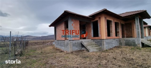 Casa noua 4 camere la rosu de vanzare in comuna Ighiu