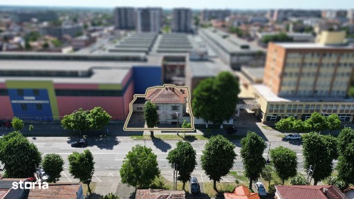 Cladire emblematica rara cu 13 camere pe Calea Victoriei | Ideal locui