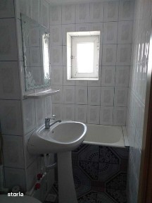 Apartament 3 camere de inchiriat